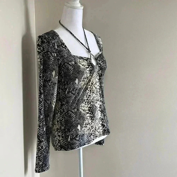 Lavish Snakeskin Print Long-sleeve Top - Picture 5 of 14